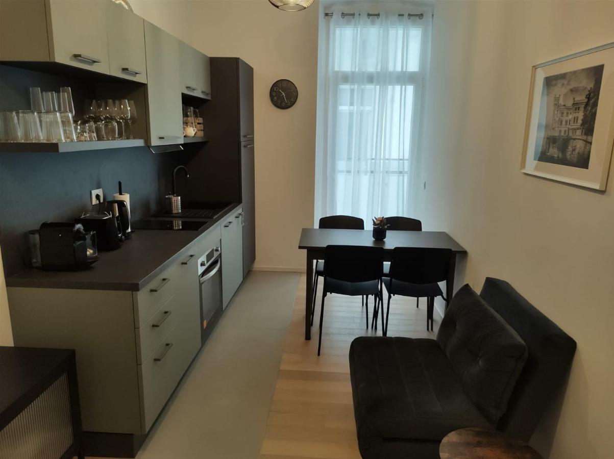 Boutique Apartments Cecilia Trieste Exterior photo